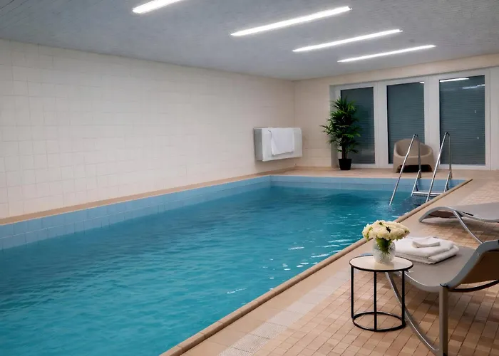 Moderne Mit Privatpool Apartman